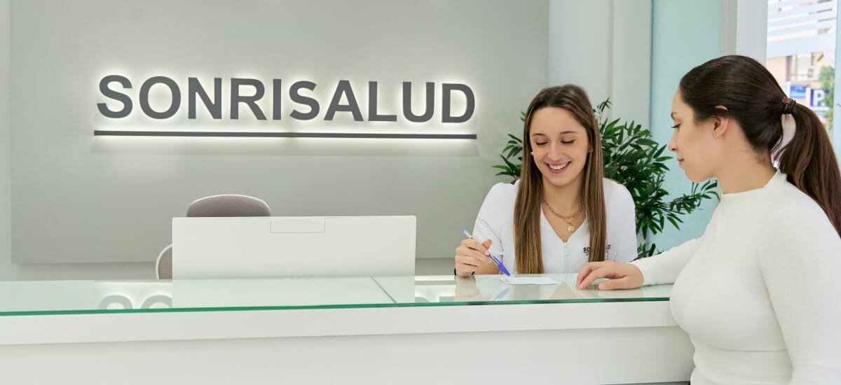 Sonrisalud llega a Galicia: nuestra primera clínica en Vigo